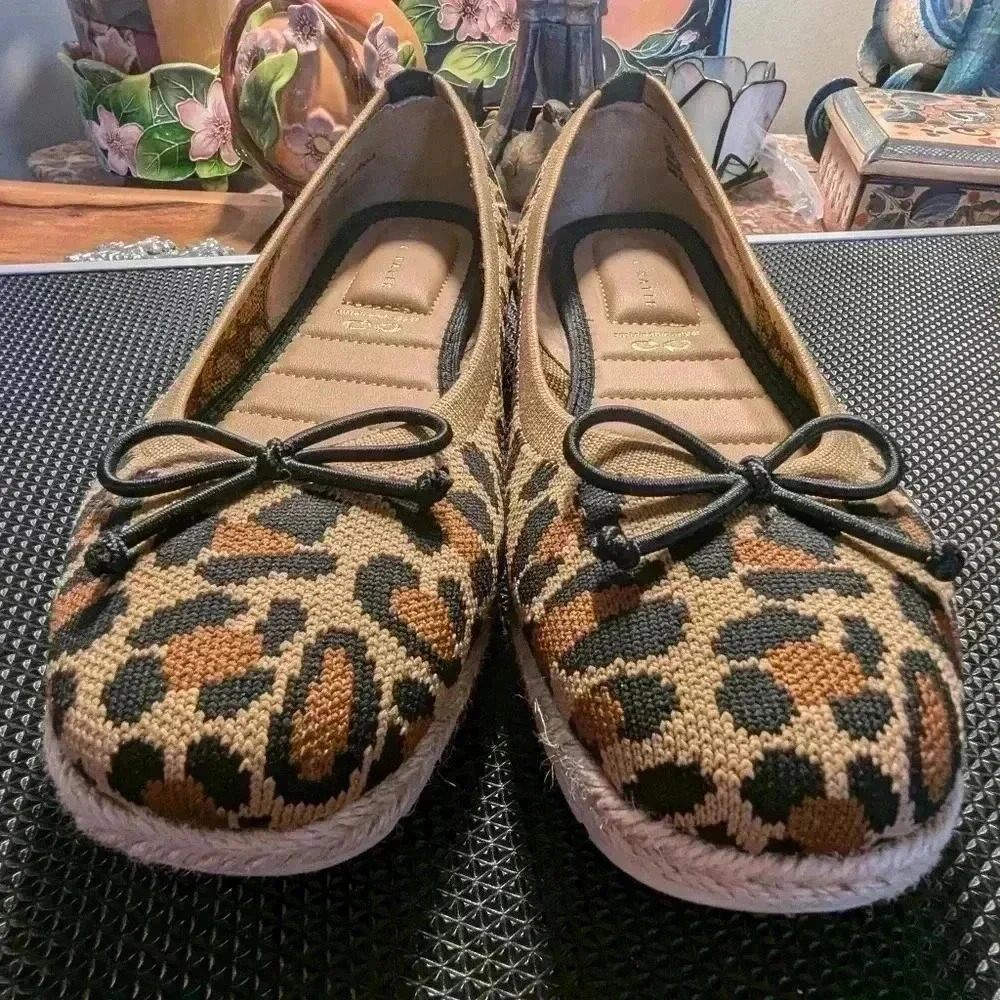 Kelly & Katie Animal Print Espadrilles Style Size 7M - Picture 6 of 10